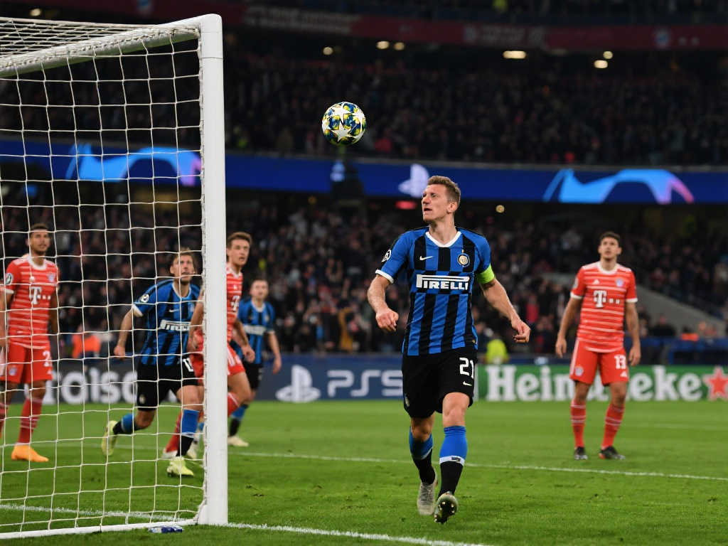 【欧冠】穆勒扳平无果,弗拉泰西致命一击,国际米兰2-1逆转拜仁 【欧冠】穆勒扳平无果,弗拉泰西致命一击,国际米兰2-1逆转拜仁